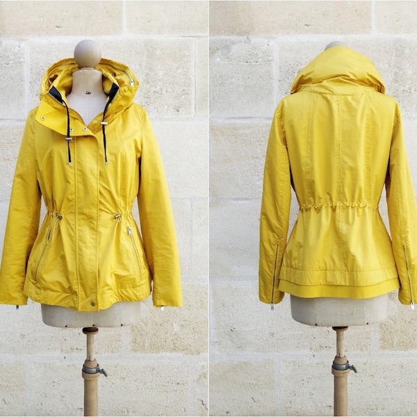 Blouson à capuche / blouson jaune doublé