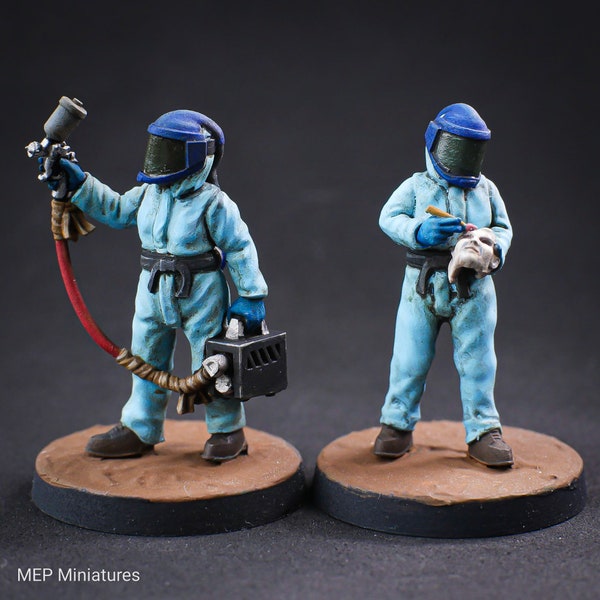 Build Team: Sam and Zena - 28mm Miniatures