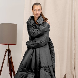 Avant Garde Black Quilted Transitional Coat for Women, Oversized Women's Puffer Jacket, Extravagant Maxi Winter Coat with Pockets image 3