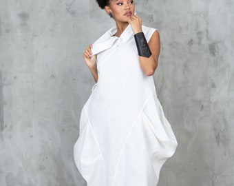 White summer linen dress, Avant garde clothing for women, Plus size linen kaftan