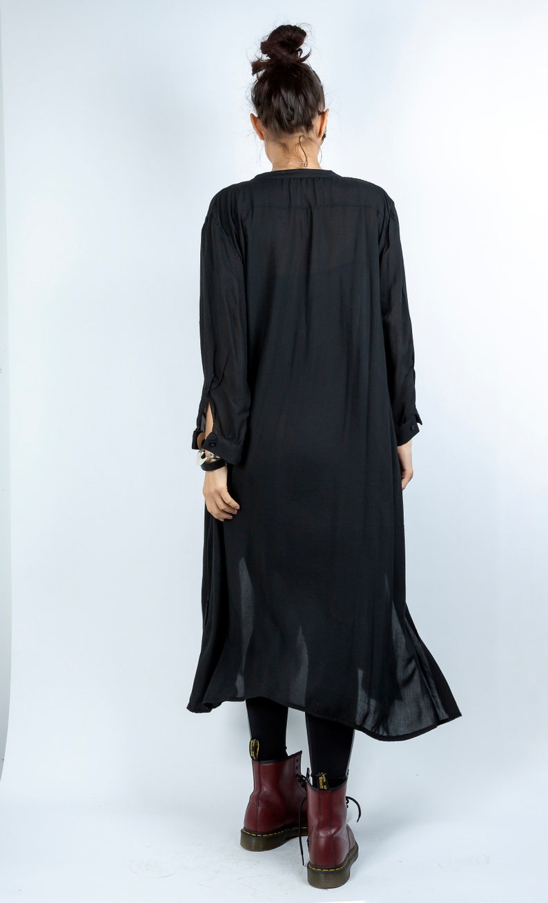 Chemise ample noire taille plus, chemise extravagante, chemise longue viscose noire, robe chemise élégante, chemise femme surdimensionnée, robe maxi viscose image 5