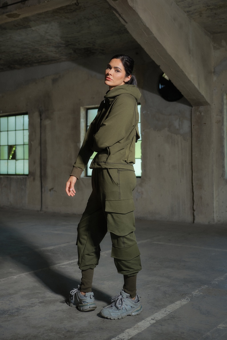 Activewear two piece set in khaki green, Cotton tracksuit womens. Women activewear, Organic clothing, Slow fashion, Capsule wardrobe