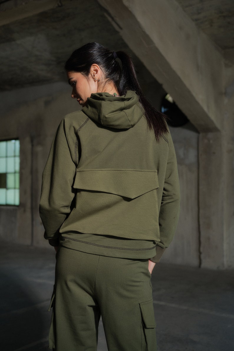 Activewear two piece set in khaki green, Cotton tracksuit womens. Women activewear, Organic clothing, Slow fashion, Capsule wardrobe