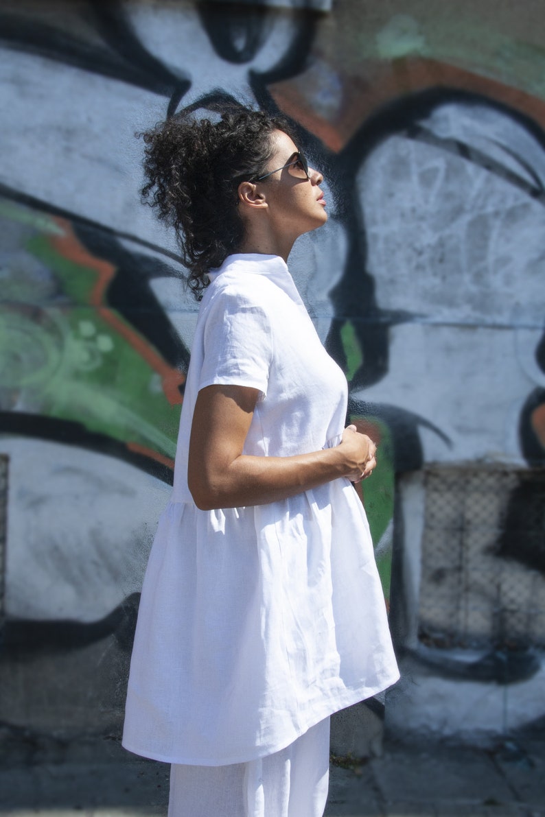 Tunique en lin blanc, chemise ample, chemise en lin blanc, caftan asymétrique, chemise blanche femme, chemise en lin, haut en lin, haut dété, caftan en lin image 4