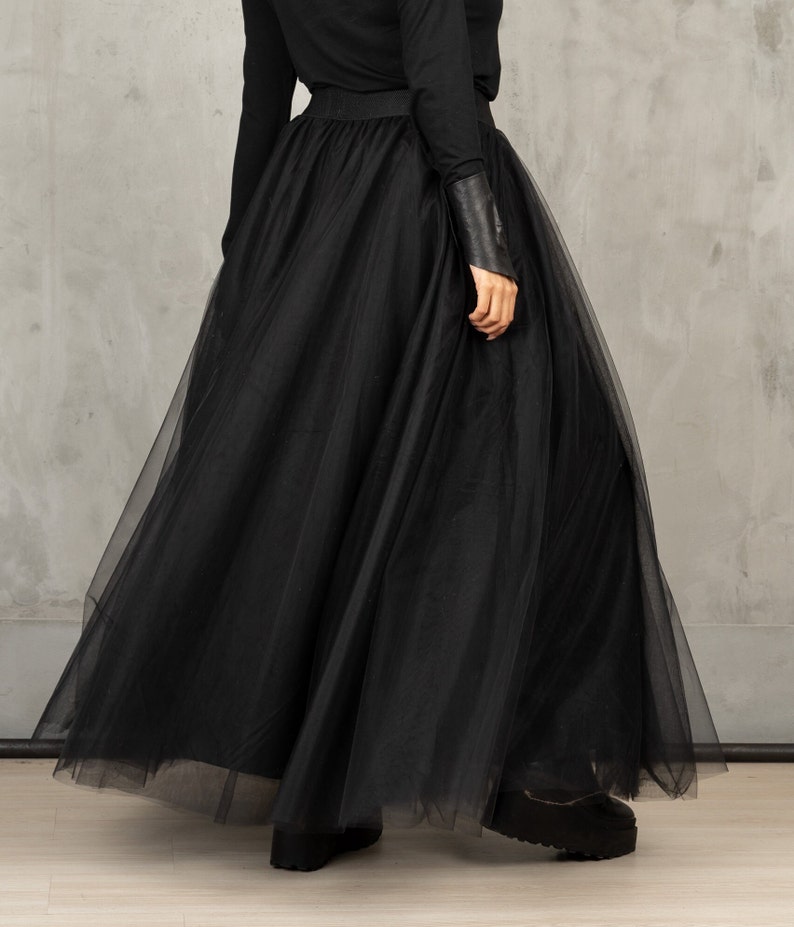 Black tulle skirt, Voluminous maxi full skirt, Plus sizes available, Bachelorette skirt, Bridesmaid skirt, Tulle wedding skirt