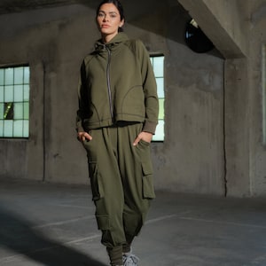 Activewear two piece set in khaki green, Cotton tracksuit womens. Women activewear, Organic clothing, Slow fashion, Capsule wardrobe