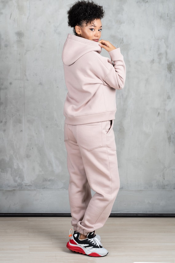 Ropa deportiva Ash Rose para mujer conjunto de chandal moderno de dos piezas conjunto de ropa deportiva y de descanso con sudadera con capucha de gran tamano y pantalones de yoga