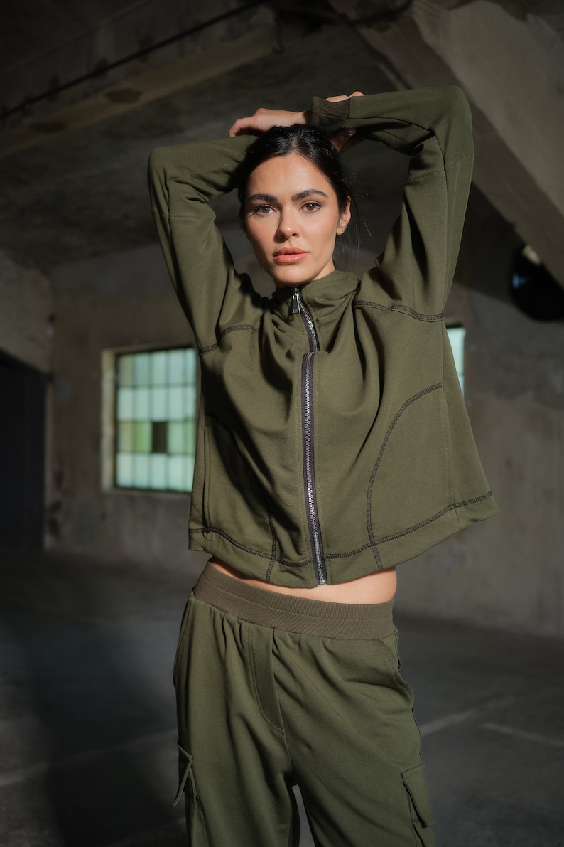 Activewear two piece set in khaki green, Cotton tracksuit womens. Women activewear, Organic clothing, Slow fashion, Capsule wardrobe