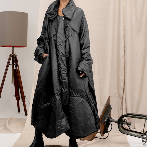 Avant Garde Black Quilted Transitional Women