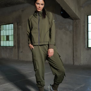 Activewear two piece set in khaki green, Cotton tracksuit womens. Women activewear, Organic clothing, Slow fashion, Capsule wardrobe