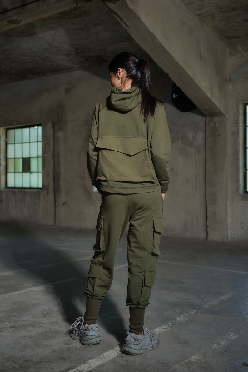 Activewear two piece set in khaki green, Cotton tracksuit womens. Women activewear, Organic clothing, Slow fashion, Capsule wardrobe