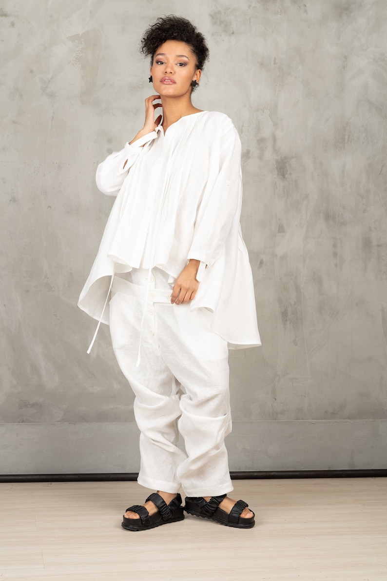 Witte linnen blouse dames linnen shirt met lange mouwen dames, asymmetrische linnen top plus size kleding voor dames, oversized shirt dames afbeelding 1