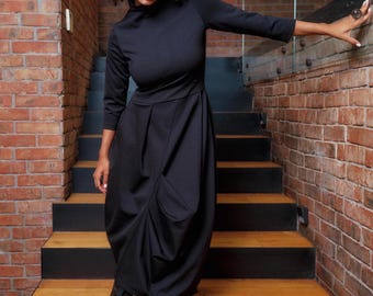 Vestido midi asimétrico negro, estilo vanguardista, hecho a mano