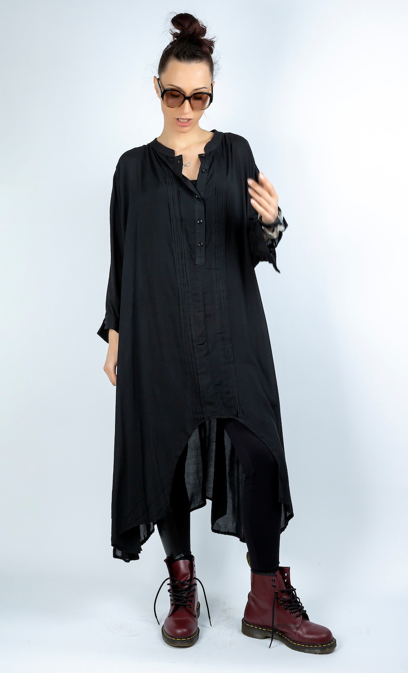 Chemise ample noire taille plus, chemise extravagante, chemise longue viscose noire, robe chemise élégante, chemise femme surdimensionnée, robe maxi viscose image 2