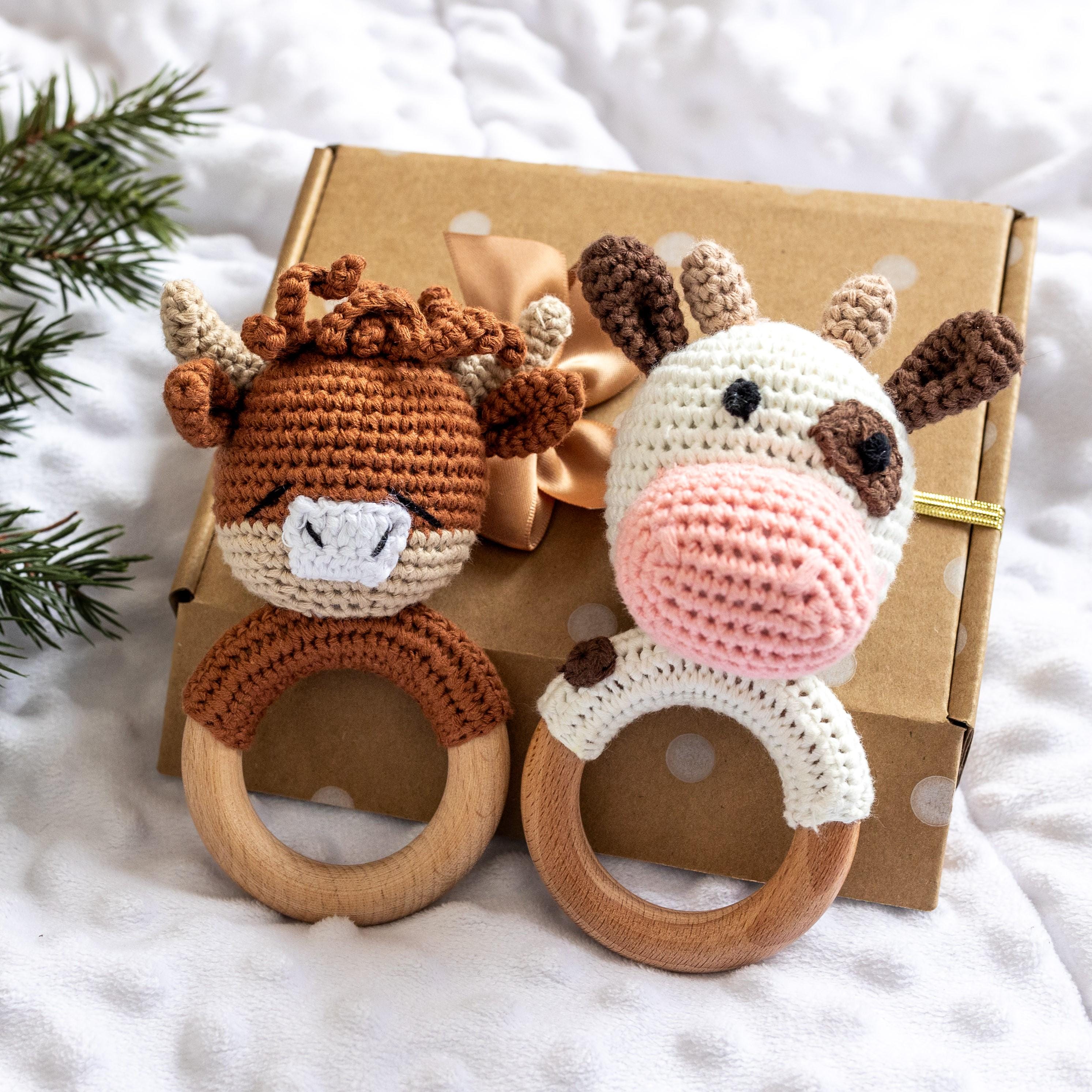 Personalized Cow Baby Rattles | Crochet Highland Cow Rattle | Baby Shower, New Baby Gift | Cotton Yarn and Beechwood | Turnkey Gift Free Bag