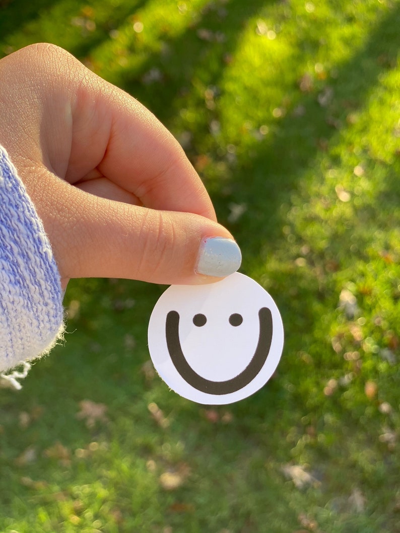 Wide White Smiley Face Circle White Smiley Face Water Etsy