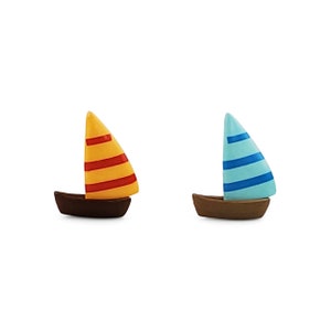 Fairy Garden Sailboat (1/5/10pc) - 2 Styles - Mini Sail Boat - Terrarium Decoration - Miniature Figurines - Nautical - Mini Garden