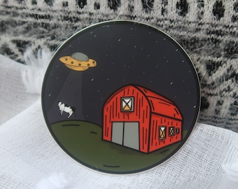 Vinylsticker UFO met UFO, rode schuur en koe. Perfect voor elke buitenaardse liefhebber.