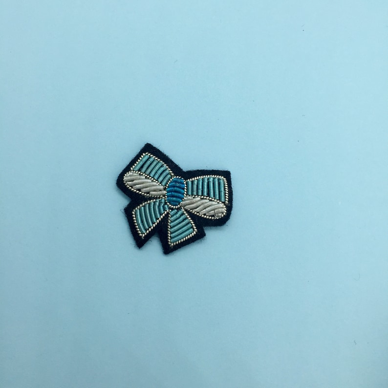 Embroidered Mini Bow Sew-On Patch Colourful Goldwork Embroidered Patch Cute Little Bow Accessory