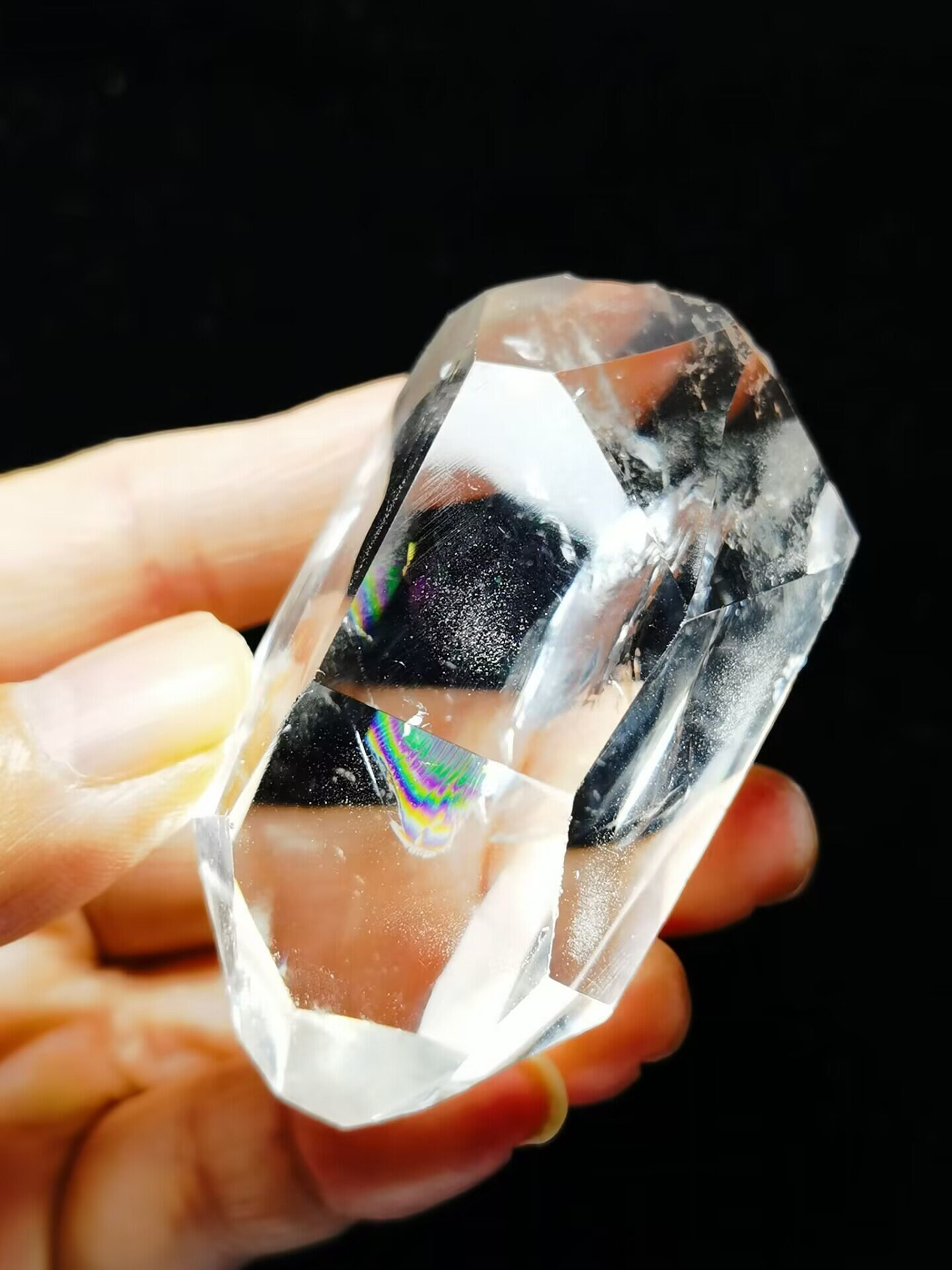 天然レインボーカラースパークリングクリスタルオパール　2.47ct エチオピア産 柔らかな地色に重なるレインボーカラー 3.5ct UP 天然 オパール ルース