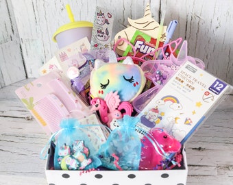 Coffret cadeau licorne amusante - Coffret cadeau personnalisé sur le thème des amoureux de la licorne pour enfants - Coffret cadeau d'anniversaire - Peinture aquarelle