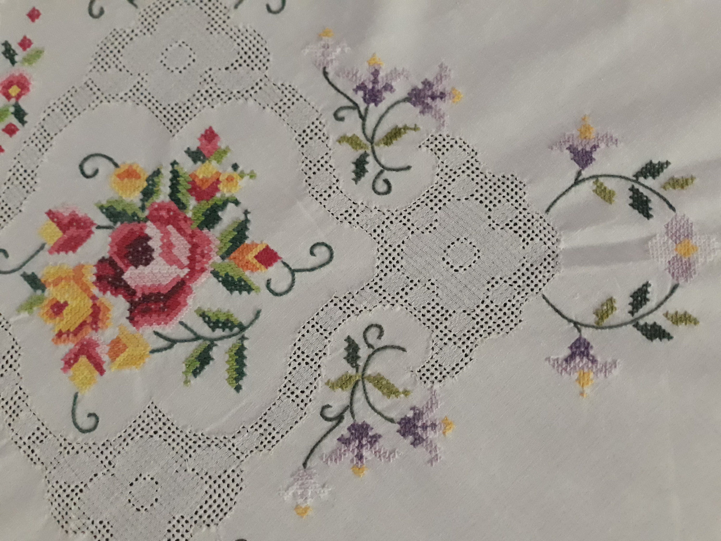 Vintage Hanmade Cross Stitch Embroidery White Linen Tablecloth | Etsy