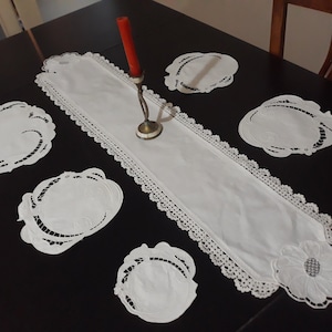 Vintage Embroidered Table Runner with Crochet Lace & Doilies