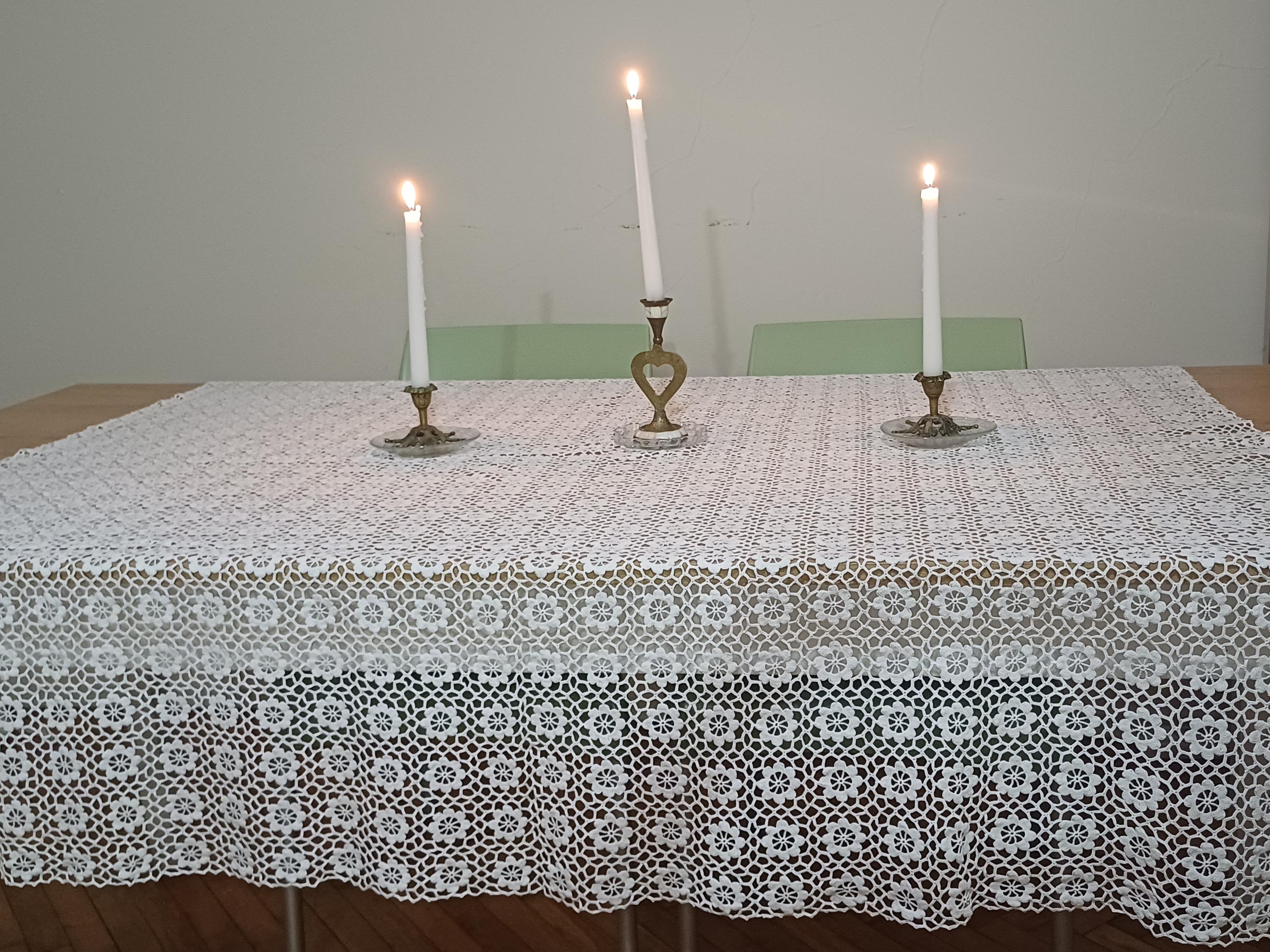 白いレースのテーブルクロスハンドメイドビンテージ ヴィンテージホワイトクロシェコットンテーブルクロス：55インチ