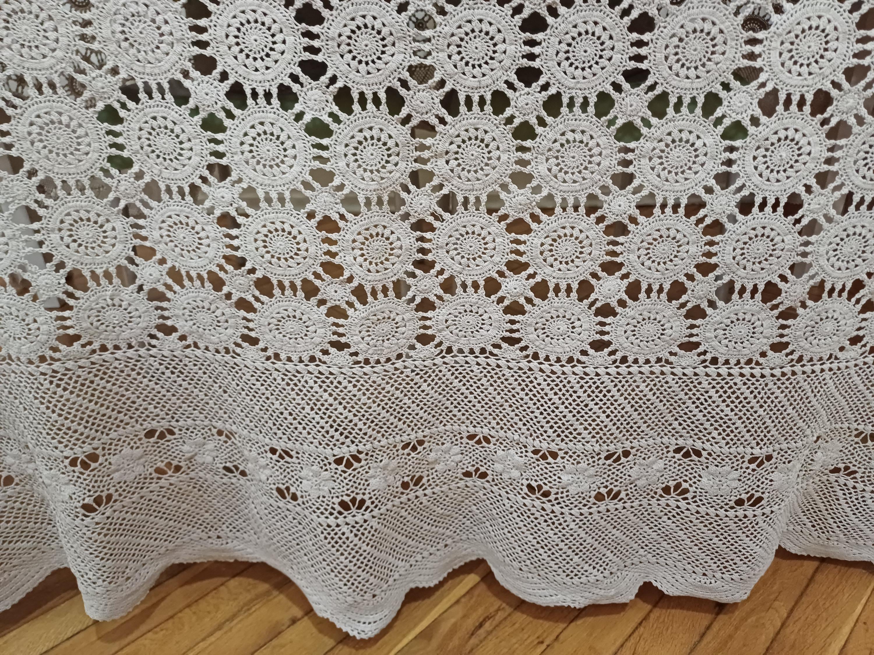 ヴィンテージベージュクロシェコットンベッドスプレッド：手編みレース