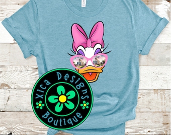 Daisy Duck Castle Sunglasses Shirt - Family Trip Tee