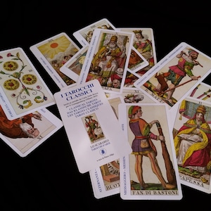 Klassieke tarot, kaartspel van 78 kaarten, leeskaarten, spirituele kaarten, Russische instructies, gedrukt in Italië, fortuinkaarten, orakelkaarten