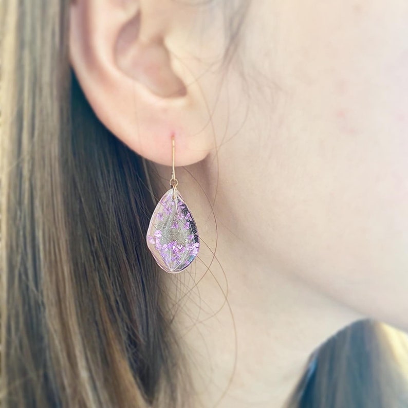 Resin Art Earrings Queen Anne\u2019s Lace Drop earrings Pressed Dried Flowers Gardenia Flower Earrings