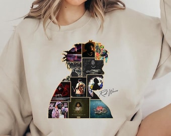 Könnte beinhalten: Beiges Sweatshirt mit einem Grafikdesign, das Albumcover in einer Kopfsilhouette zeigt. Das Design enthält verschiedene Albumcover und den kursiven Text "Rod Wave".