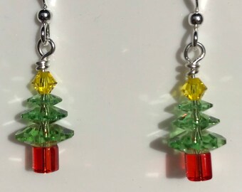CHRISTMAS TREE LAMPWORK Red Crystal earring GP LEVERBACK CHRISTMAS TREE LAMPWORK Red Crystal earring GP LEVERBACK