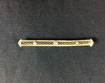 Edwardian 10k gold filigree bar pin (1915-1920)