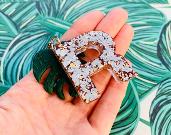 Gold Glitter Resin Initial Keyring, Handmade Personalised Resin Letter Keyring, Gold Glitter Initial Keychain, Bag Charm, Made in Norfolk