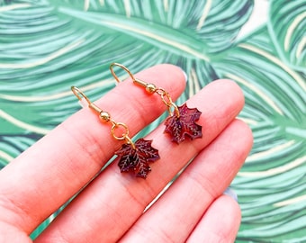 Orecchini a forma di foglia d'acero, gioielli autunnali fatti a mano, orecchini pendenti o collana ipoallergenici, regalo per amanti della natura, realizzati nel Norfolk