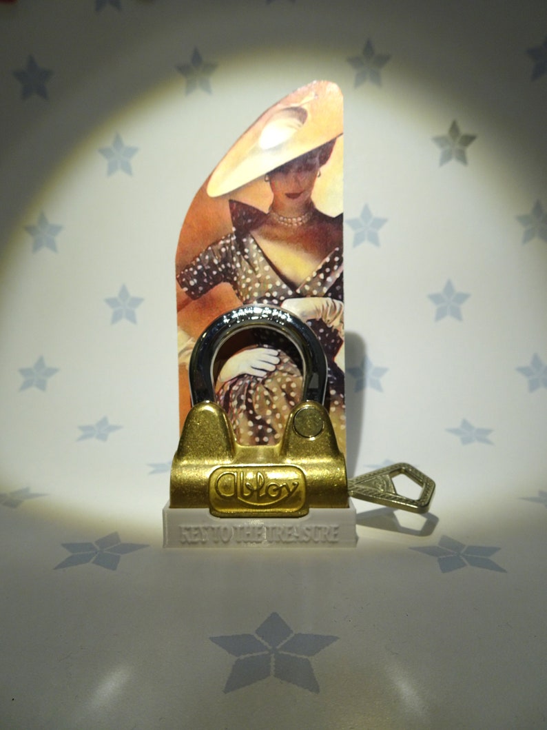 Her Key To The Treasure puzzle image 2