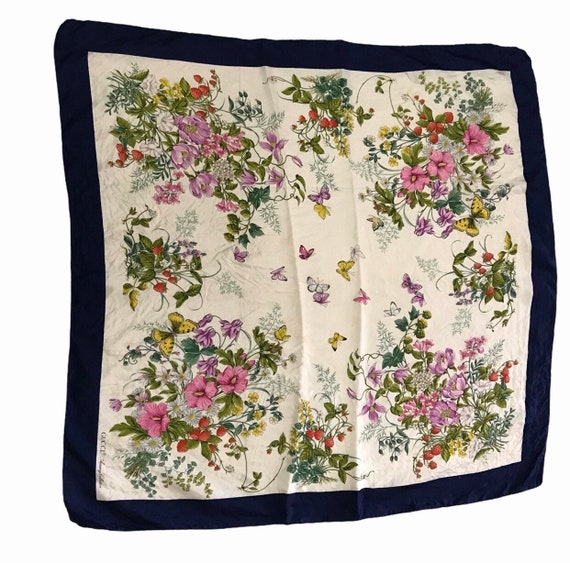 Gucci floral hotsell silk scarf