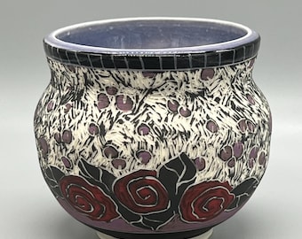 New Red Roses Sgraffito Pot