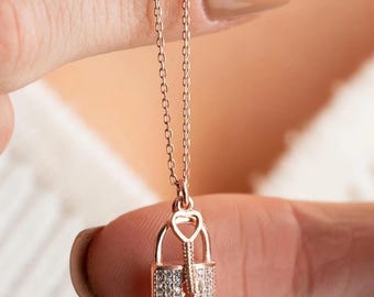 Collane a strati in oro con lucchetto e chiave / Collane regalo per San Valentino / Ciondolo con lucchetto in zirconia cubica / Collane a strati con graffetta a forma di cuore - Italia