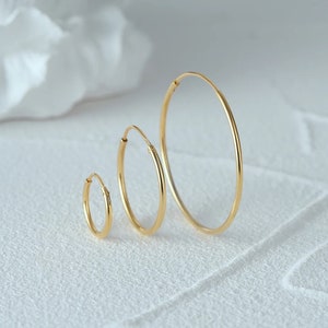 Basic Creolen filigrane Hoops Ohrringe in mehreren Größen aus 925er Sterling Silber wahlweise 18 Karat vergoldet, minimalistisch und fein Bild 3