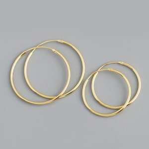 Basic Creolen filigrane Hoops Ohrringe in mehreren Größen aus 925er Sterling Silber wahlweise 18 Karat vergoldet, minimalistisch und fein Bild 2
