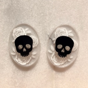 Skull and Roses Stackable Buttons