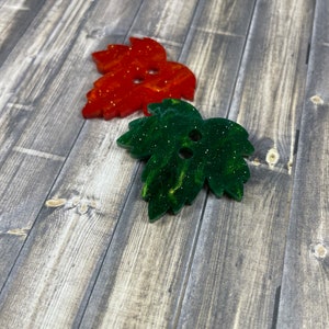 Extra Large Maple Leaf Button