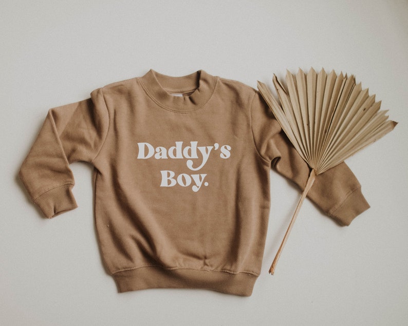 DADDY/'S BOY RETRO x Fleece Sweatshirt x Modern Screen Printed Kids Shirt x Minimal Screen Printed Design Top x Baby Gift x Kids Gift
