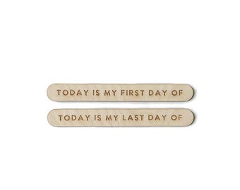 Interchangeable First/Last Day of School Sign Tab