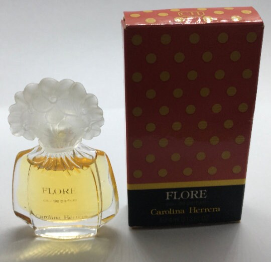 Flore Carolina Herrera 100ml 3.4oz delivery | Cornershop by Uber