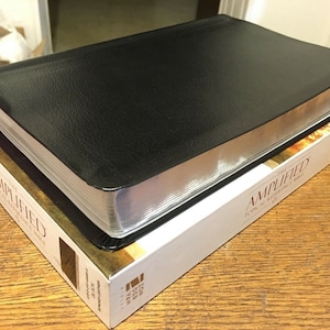 NEW! Black Leather AMP Amplified Bible Topical Reference 2015 Retail 69.99 - Customize it!!