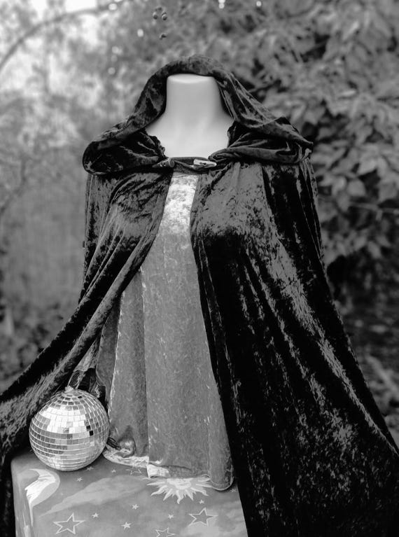 Premium Velvet Cloak ~ Lined Hood